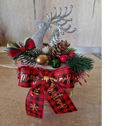 Aranjament de Craciun Cerb cu Bomboane C9