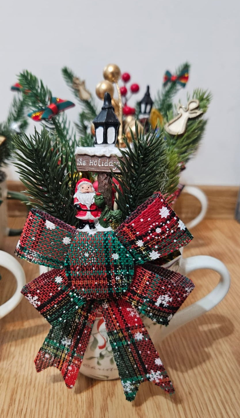 Aranjament Cana de Craciun cu Bomboane C14